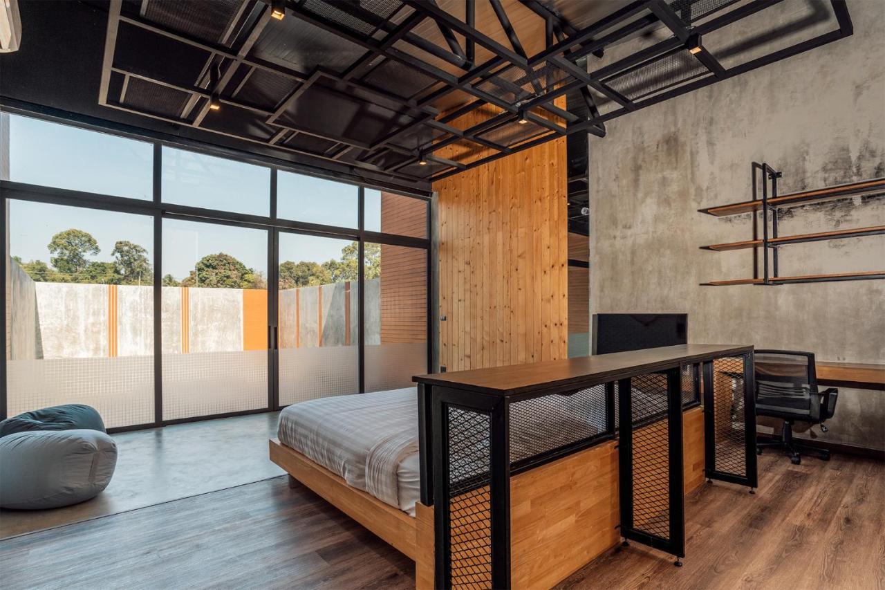 Hotel The Bloc @ Sea Thap Sakae Esterno foto