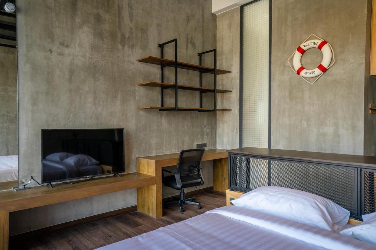 Hotel The Bloc @ Sea Thap Sakae Esterno foto